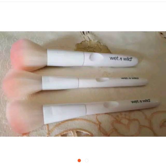 Preloved brush booked