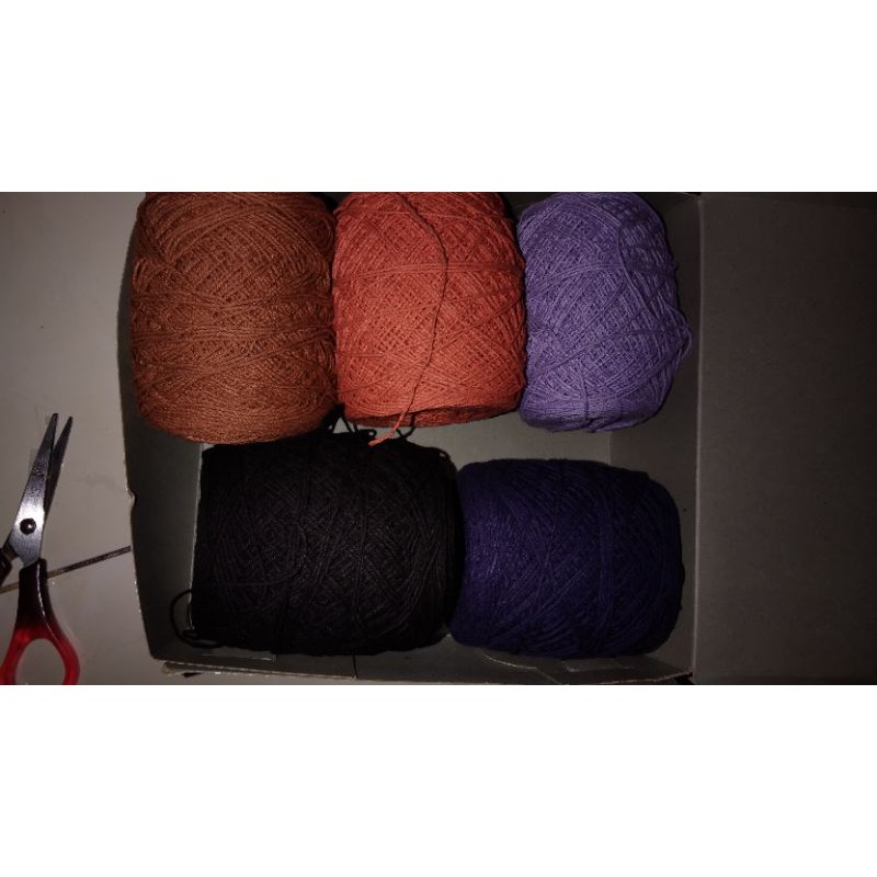Preloved Benang Rajut Katun Polos