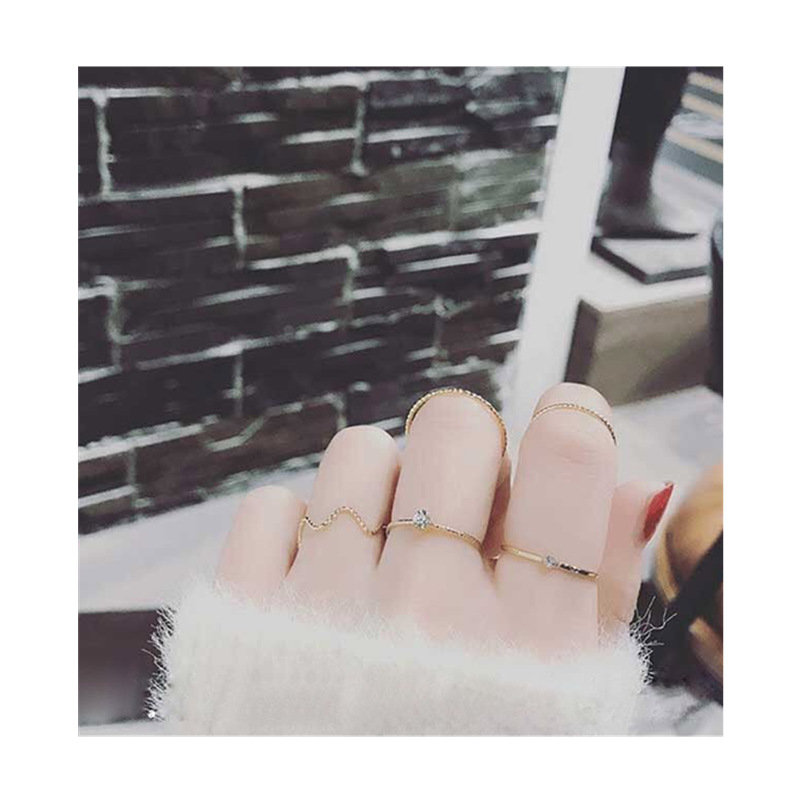 5pcs / Set Cincin Warna Emas / Silver Gaya Korea Untuk Wanita