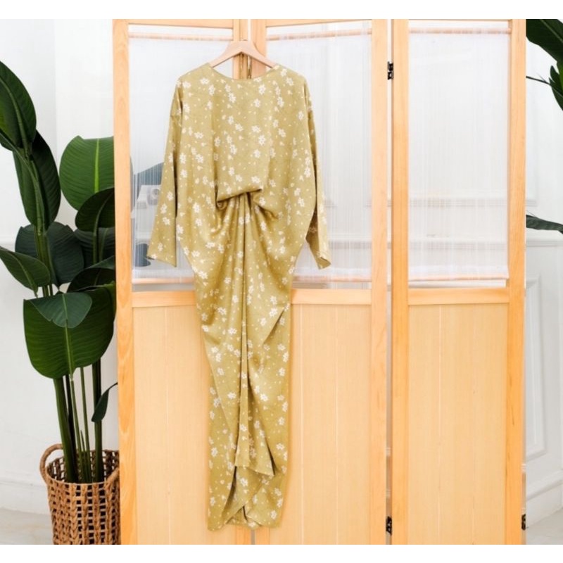 APSARI KAFTAN