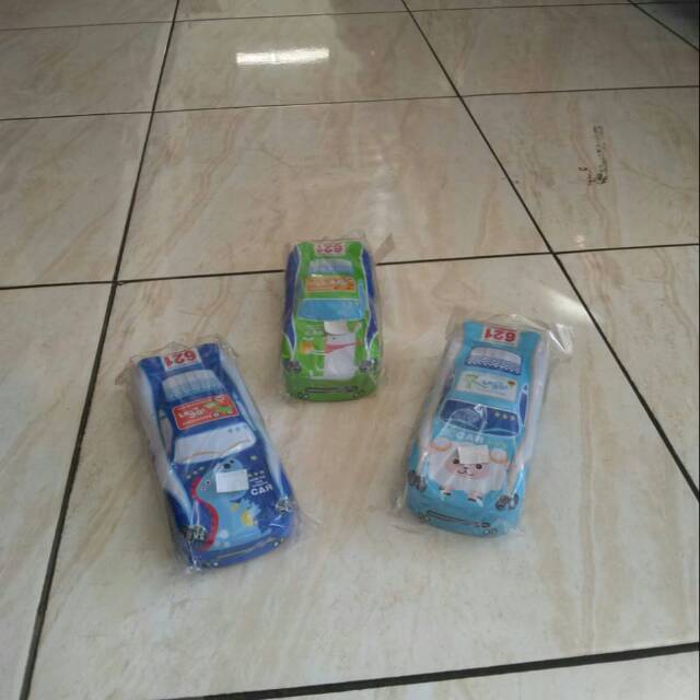

TEMPAT PENSIL MOBIL