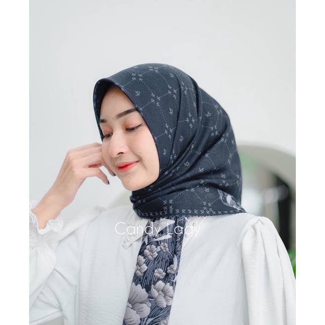 Farsya Adeeva Hijab / Voal Motif Segiempat