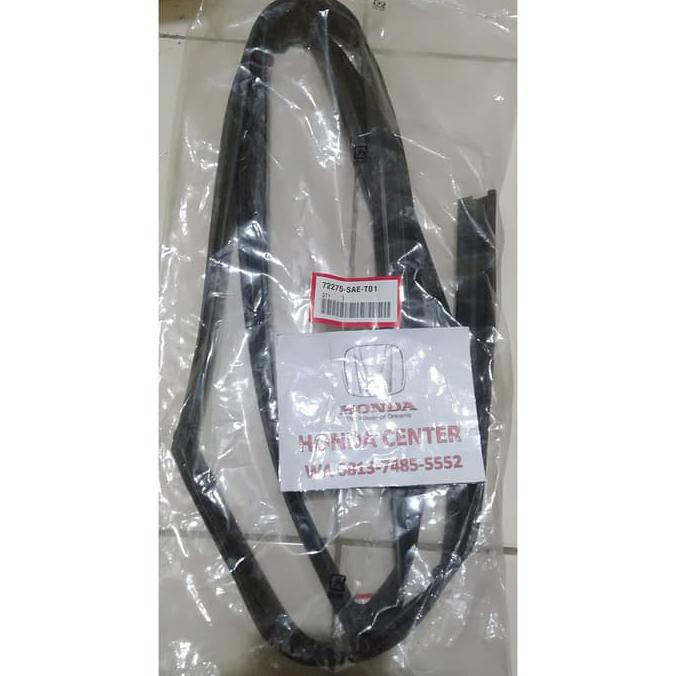 KARET RUNCHANNEL KACA DEPAN KIRI JAZZ GD3 2004 2005 2006 2007