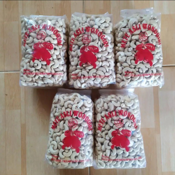 250 gram Kacang mete/mede/cashewnut MENTAH utuh