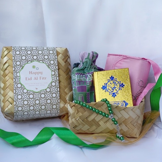 paket Alat Sholat/Paket Alat sholat cewek/Hamper alat sholat/kado wisuda/Kado Ulang tahun/kado nikah