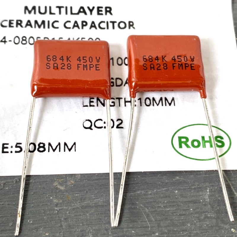 Capasitor 684 680nf 450v