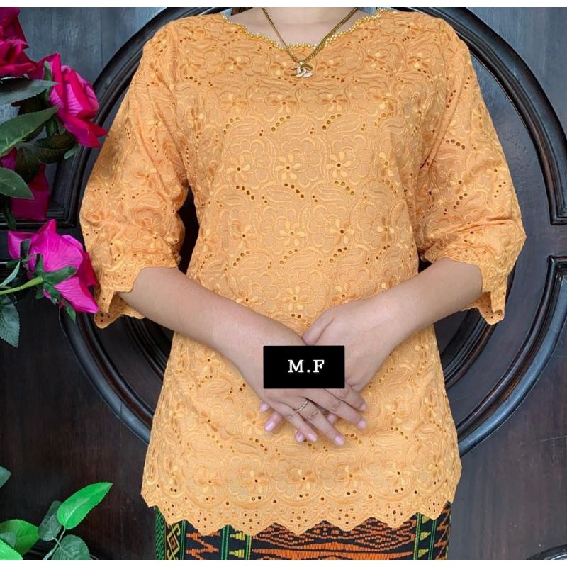 blus katun bolong