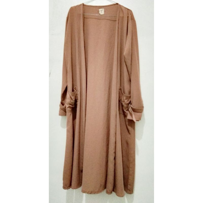 Walidah long outer by Aisyah says hijab