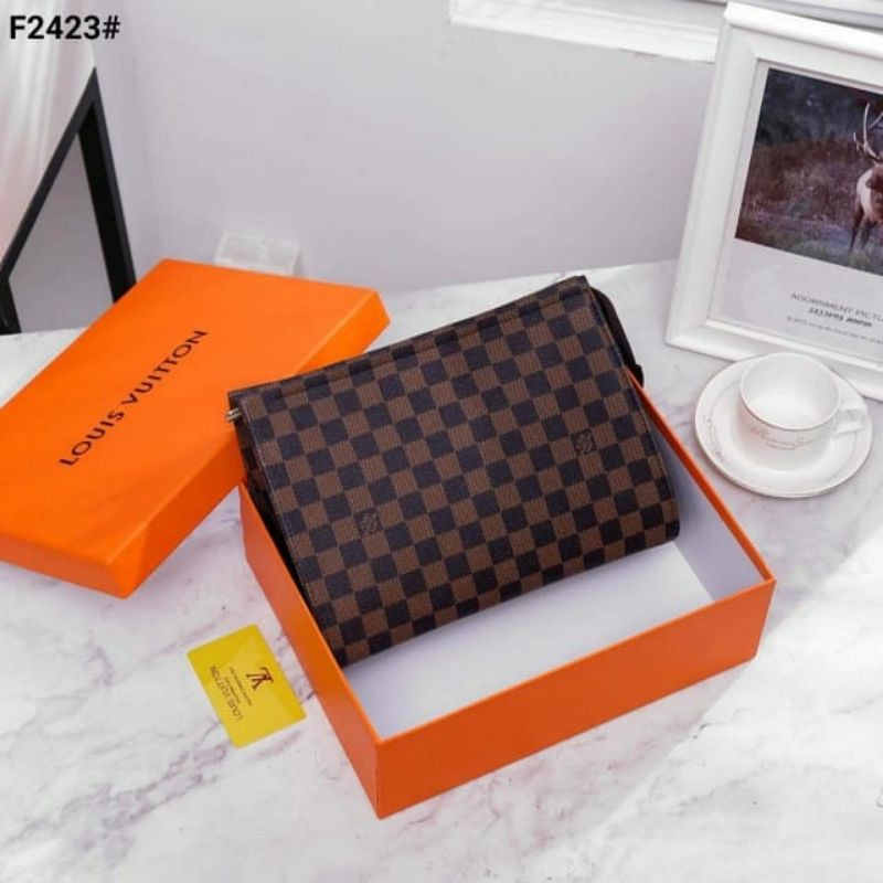 *Tas LV Louis Vuitton Pochette Voyage Handbag F2423*
