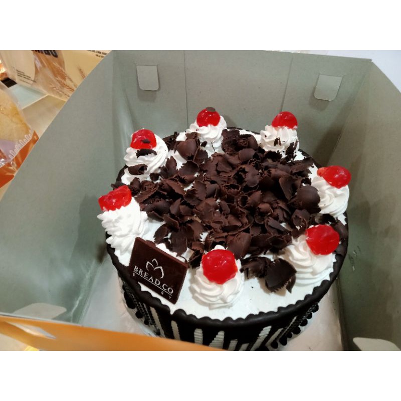 

Kue ultah - Birthday cake - Kue ulang tahun - Black forest