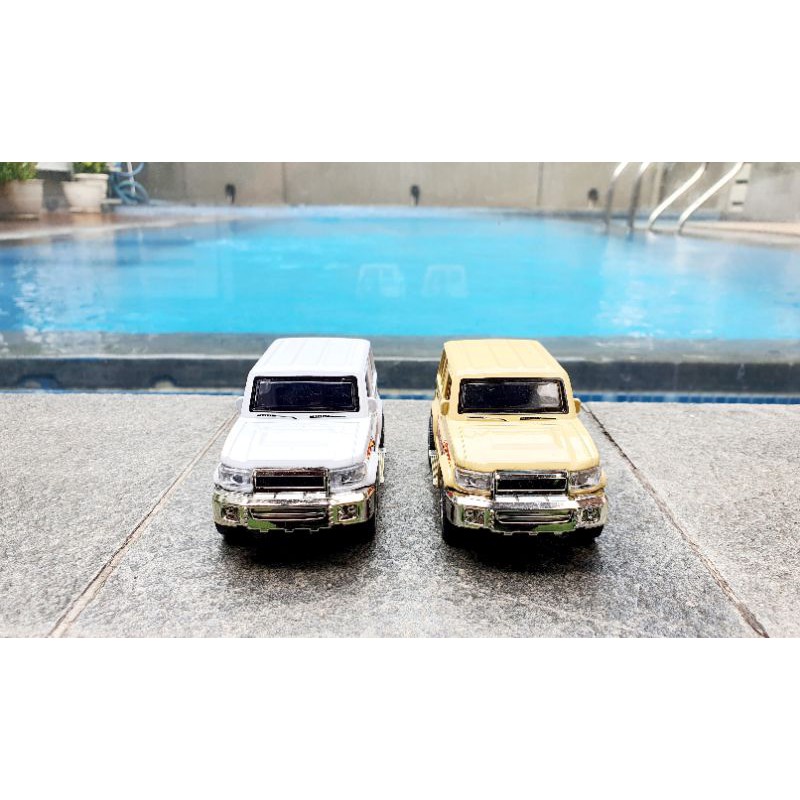 DIECAST Mobil Jeep Miniatur Mobil Jip Hardtop Mainan Pajangan