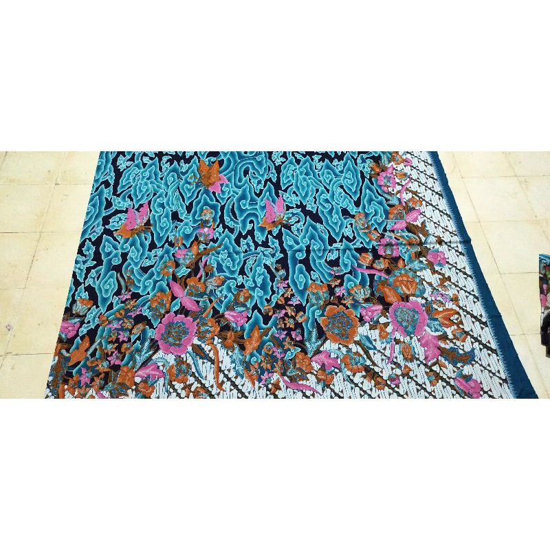 batik tulis Mega mendungan hokokai