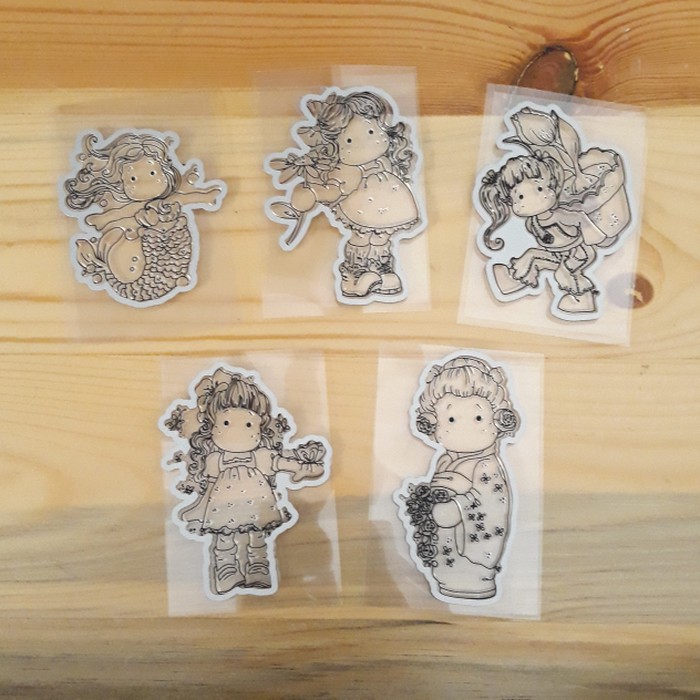 

Dies and stamp set Tilda