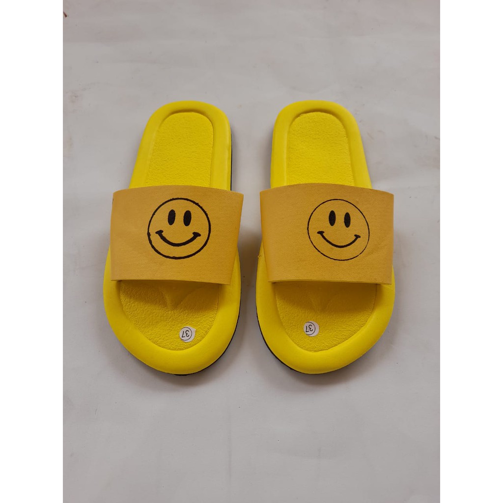 sandal kokop smile