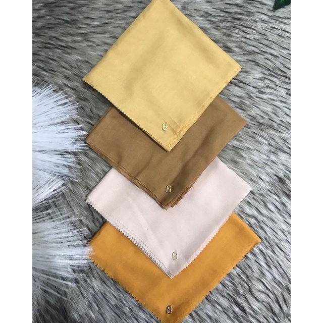 COD jilbab Polos segi empat Voal denay// lasercut Pin Button// best seller