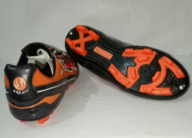 sepatu sepak bola pria PRO ATT original brand.