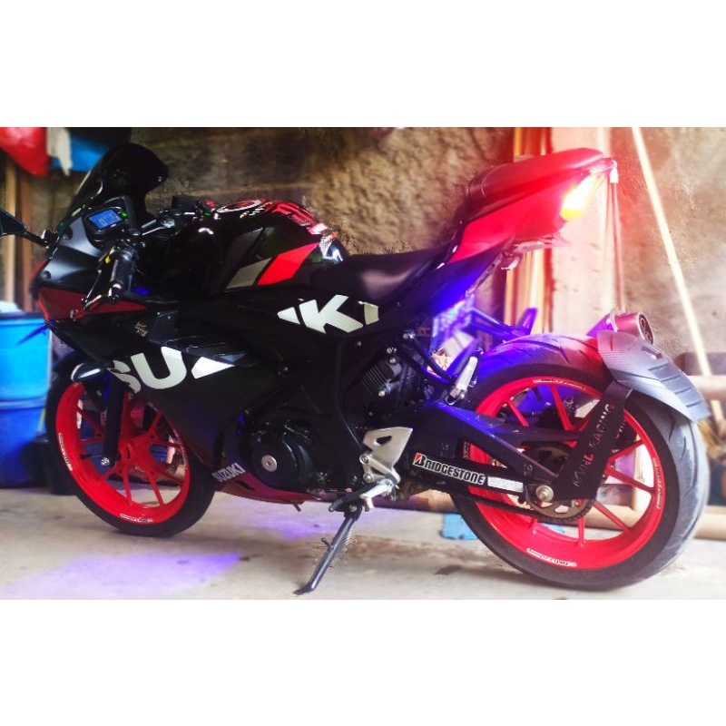 GSX R 150 keyless hitam