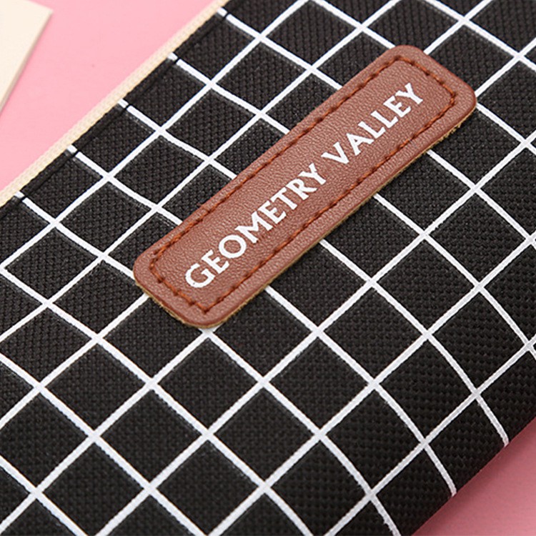 OVERFLOWS.ID Pencil Case Karakter Tempat Pensil Geometri Tepak Kotak Kotak Murah-3