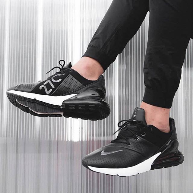 Nike AirMax 270 Flyknit PRM Black White
