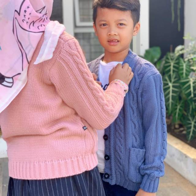 Cable cardi anak (tanggung)