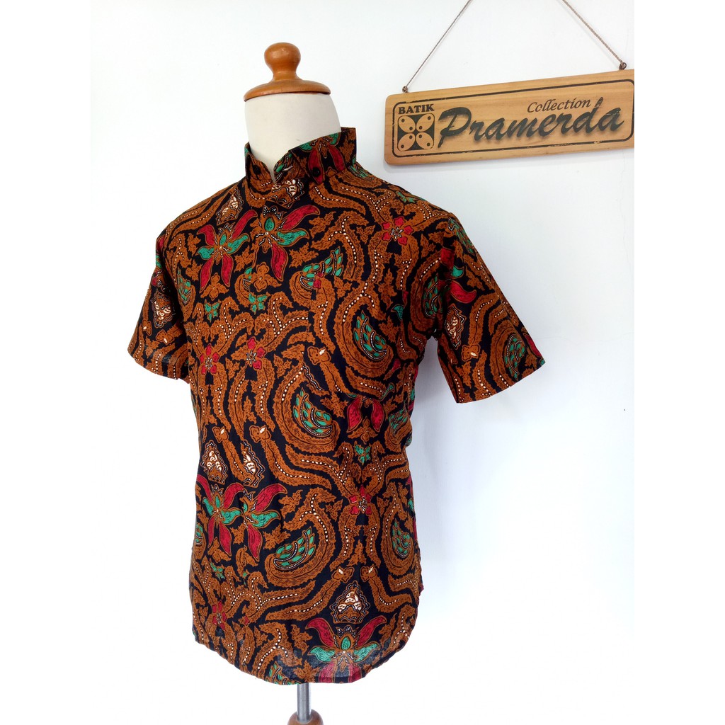 Kemeja Batik Modern Sogan Motif Iwan Tirta Lengan Pendek Slimfit