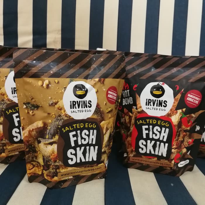 

IRVINS SALTED EGG POTATO CHIPS & FISH SKIN READY STOCK ~ kp177