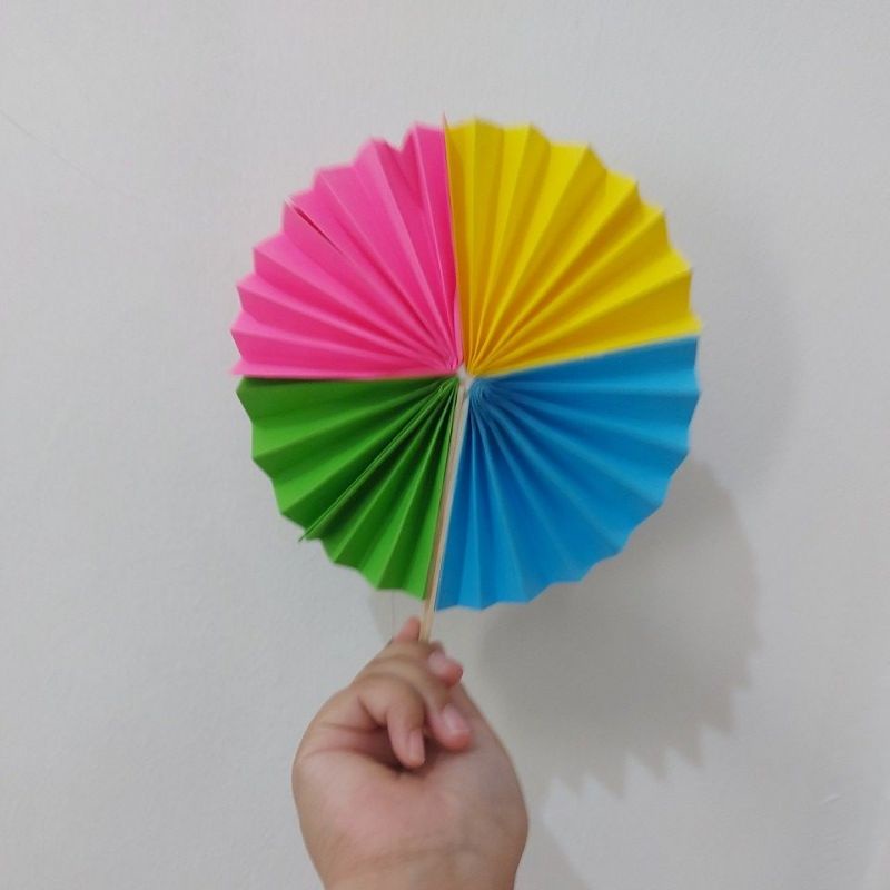 

Kipas Kertas Origami