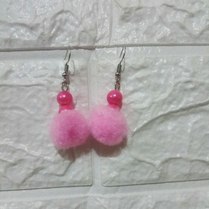 Anting mutiara pompom -anting hijab-anting kekininan-anting mewah-anting cantik bisa bayar di tempat