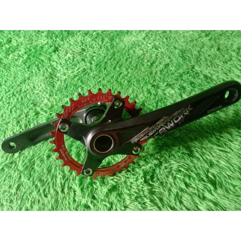 DijuaL, Crank RaceWork + BB Meroca korban Rakitan Siskiu D7 2020, kondisi Mulus. (32T).