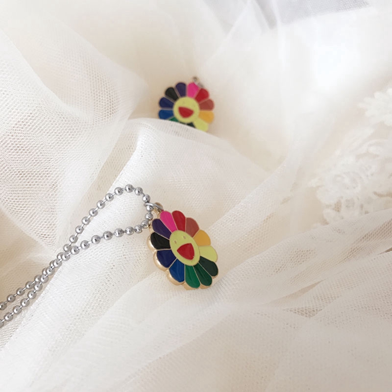 Kalung Rantai Dengan Liontin Bunga Matahari Daisy Klasik Warna Silver Untuk Wanita