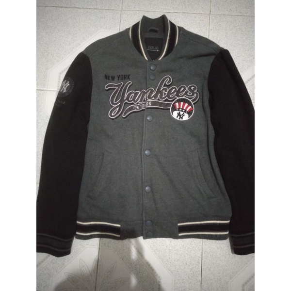 Varsity MLB Yankees second SOLD