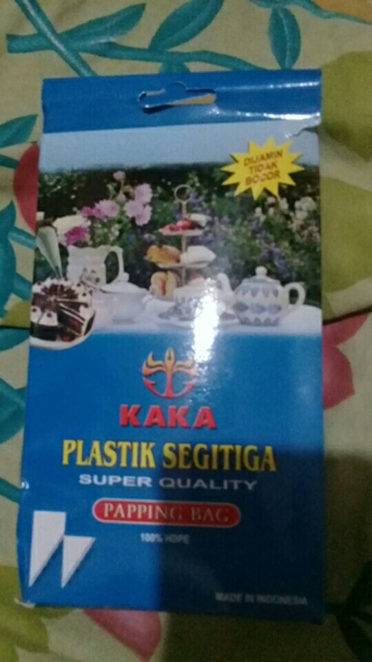 Plastik Segitiga Kaka Kecil ( 100 Pcs )