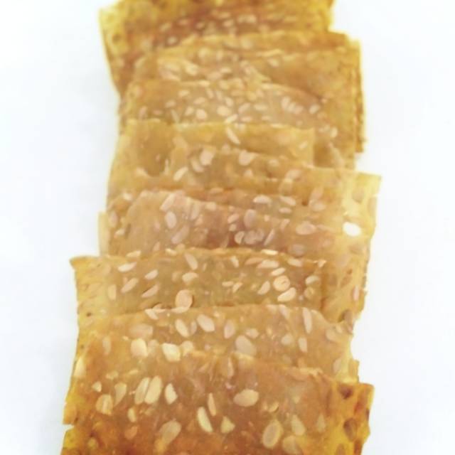 

Kerupuk Kedelai / Pack / 400gr ( Mentah )