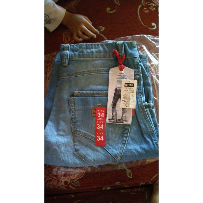 cardinal jeans 33