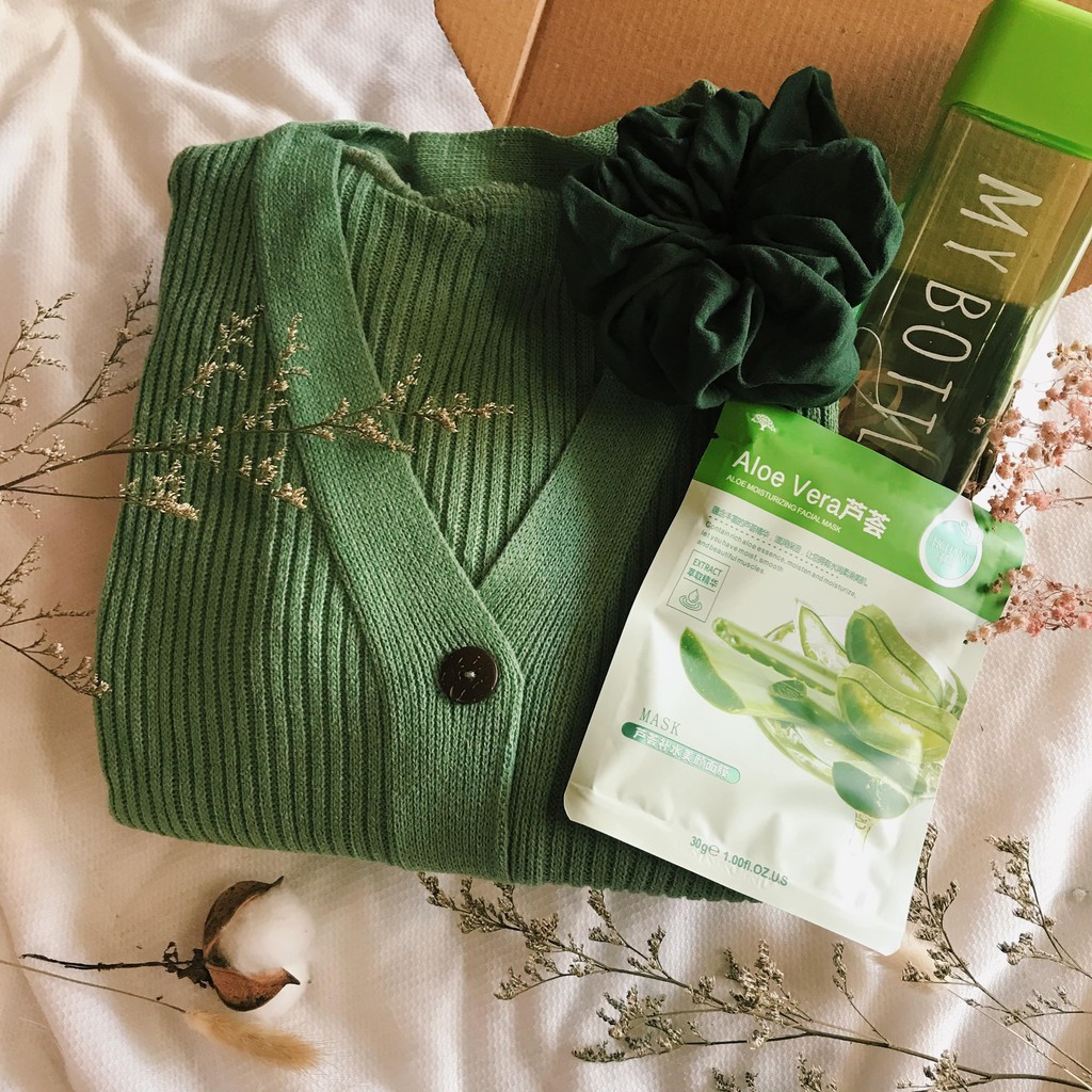 Hampers Gift box Cardigan cewek kado ulang tahun wisuda anniversary