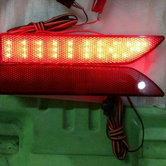 Lampu bemper mobilio