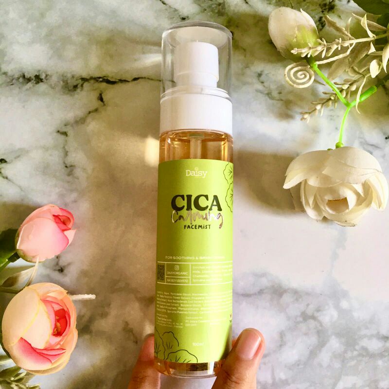 [PRELOVED] DAISY ORGANIC CICA CALMING 2IN1 FACEMIST & TONER