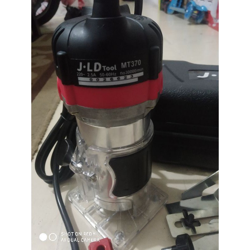 Mesin Profil Kayu JLD MT370 Teimmer Router
