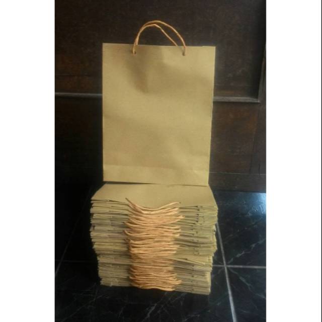 

Paper Bag Shopping Bag Tas Kertas Polos Ukuran 18x5x22
