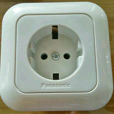 Stop Kontak Panasonic WEJ 1131-7