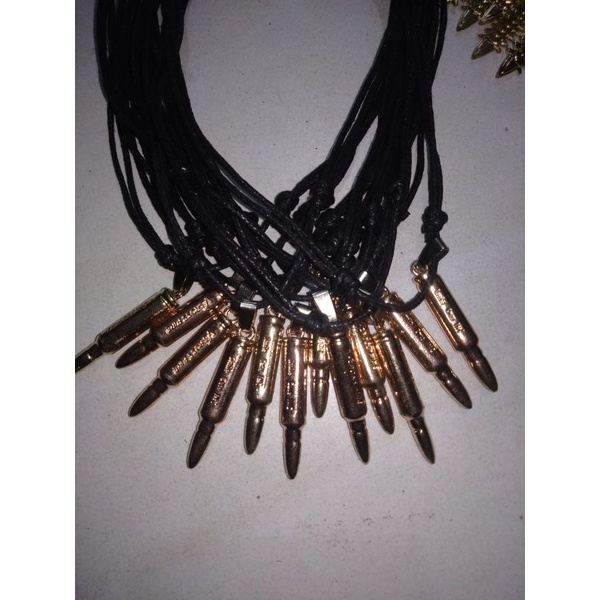kalung/liontin peluru v cross