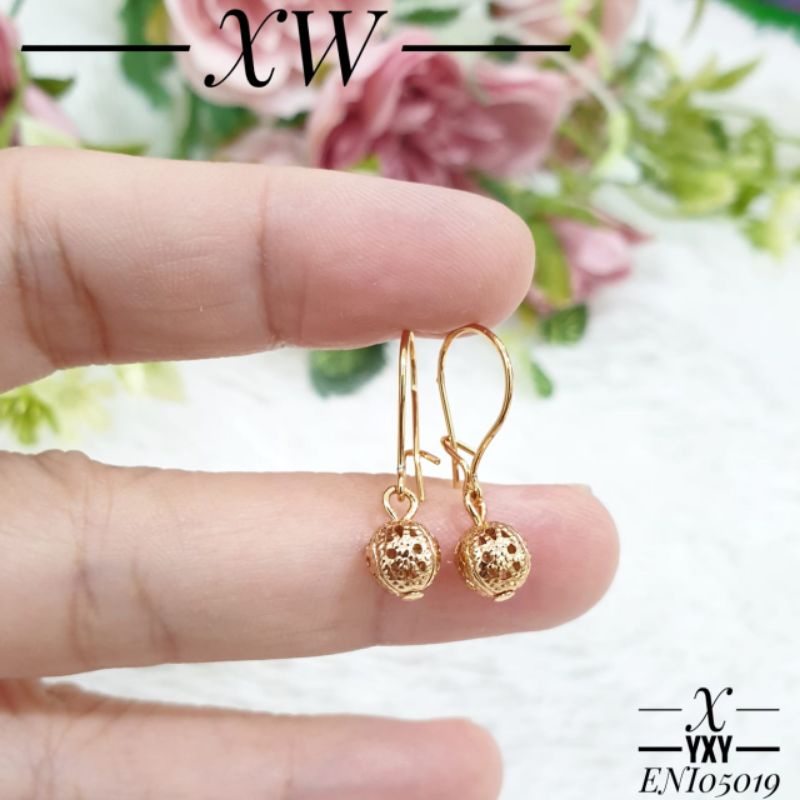 Anting Yaxiya Bola Gold E05019