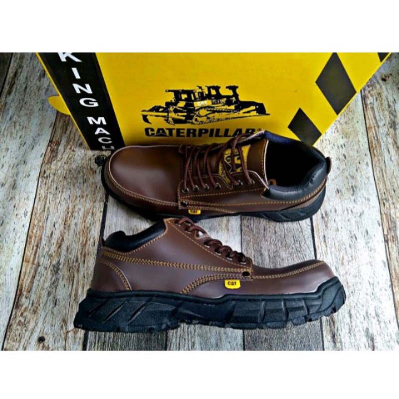 sepatu boot safety caterpilar sepatu kerja sepatu proyek sepatu touring sepatu lapangan sepatu trcking