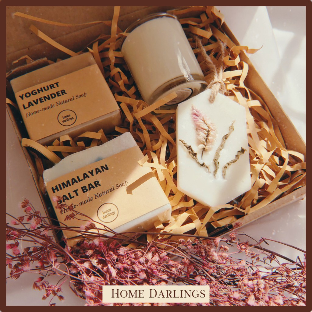 

Hampers Self Care Pack - Pernikahan/Wisuda/Tahun Baru