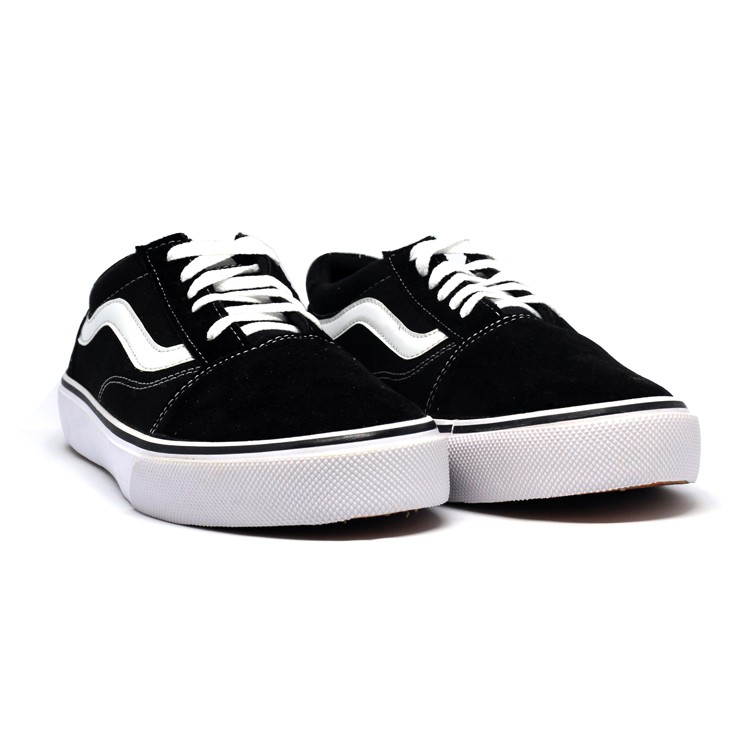 Sepatu Sneakers Old Skool Hitam Cacing Sepatu Sekolah Kerja Gaya sneakers casual Pria Wanita