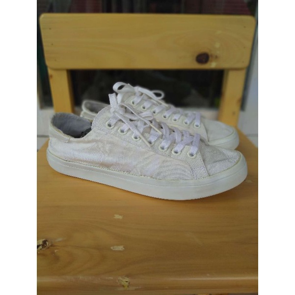 Sepatu ADIDAS NIZZA