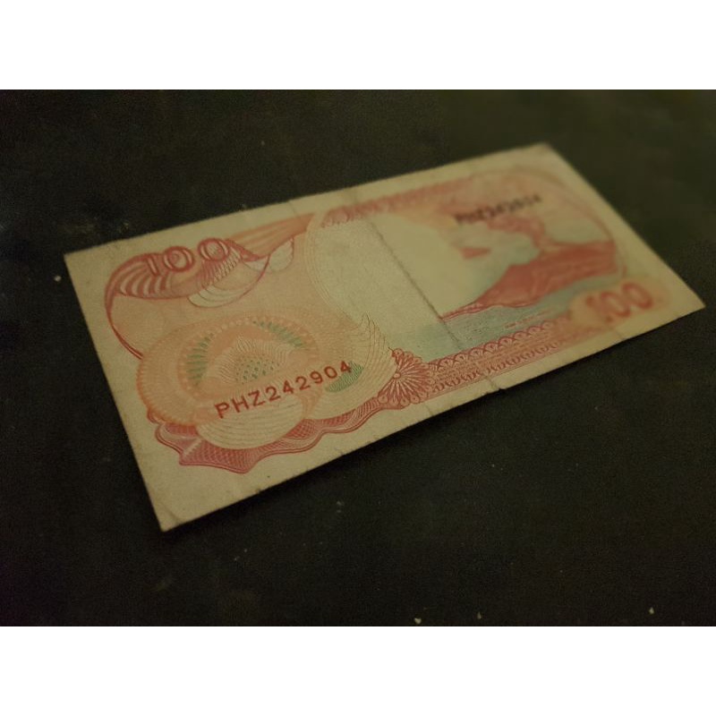 uang kuno Rp.100
