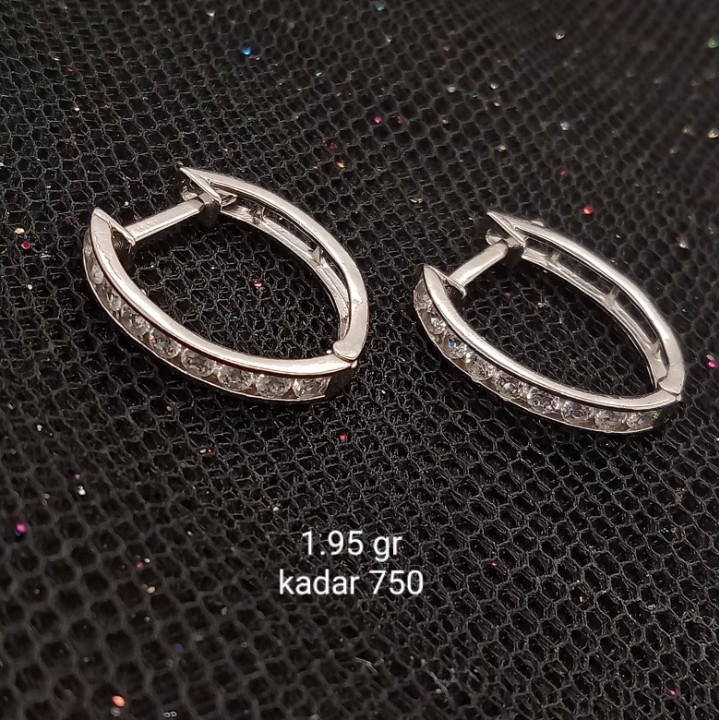 Anting Emas 17K - 1.95 gr Kadar 750 - 1178