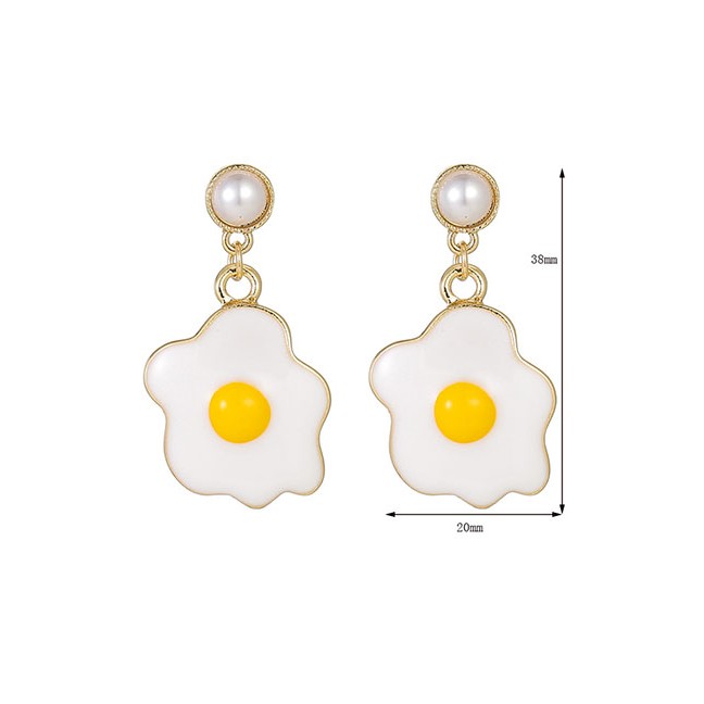 LRC Anting Tusuk Fashion Pearl Fried Earrings D60877