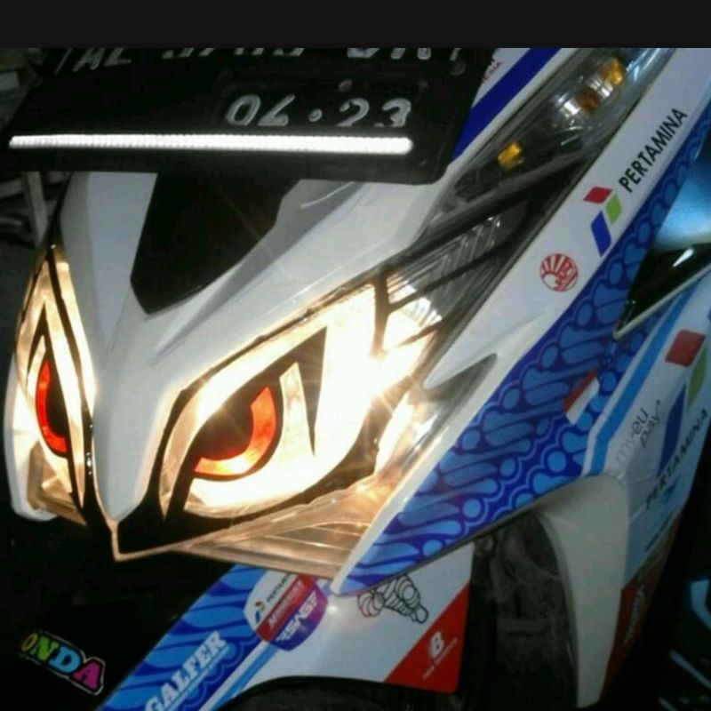 STIKER STICKER LAMPU VARIO 125 2013 OLD